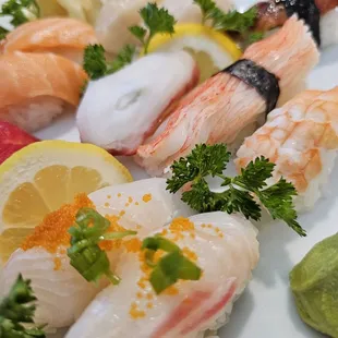sushi, sashimi, sushi and sashimi, food