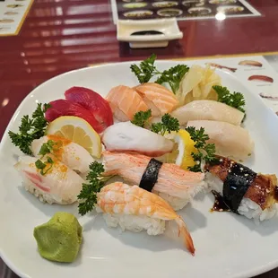 sushi and sashimi, sushi, sashimi, food