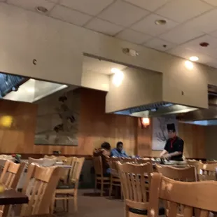 Personal service at lunch hibachi