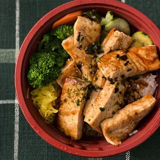 D9 Grilled Tofu Bowl