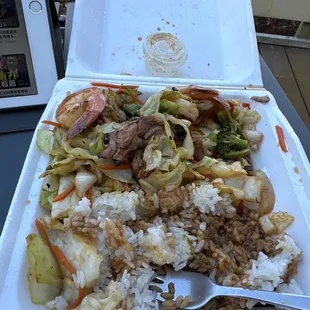 Carbage and shrimp and chicken