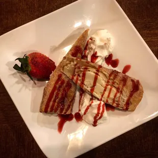 I always order the cheesecake for dessert!