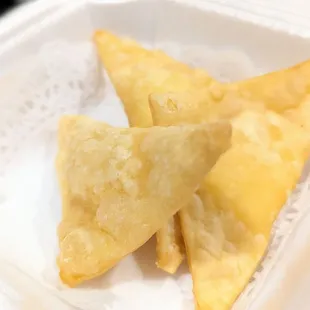 Crab rangoon they were five total