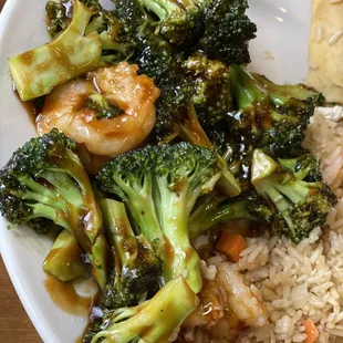 Shrimp and broccoli