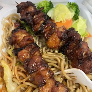 Chow neon with chicken skewer