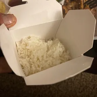 How does one finish a meal with minimum amount of rice. SMH