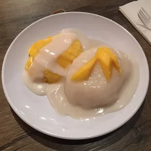 Sticky Rice with Mango. YUM
