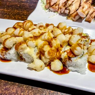 Baked Scallop On California Roll