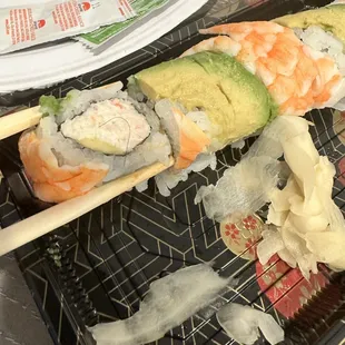Tiger roll with hair