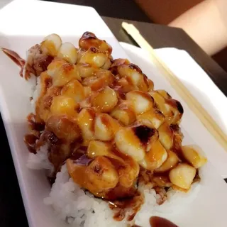Spicy Baked Scallop Roll