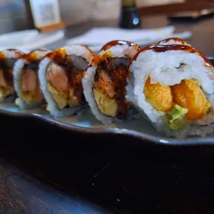 Dragon roll