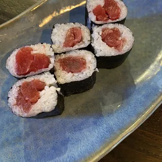 Tuna Maki Roll