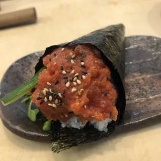 Spicy Tuna Hand Roll