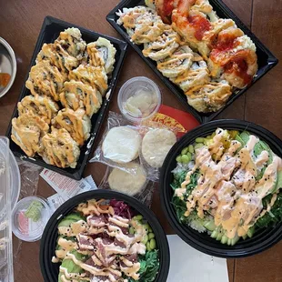 1/8/2022- Try their sushi! And tuna poké !