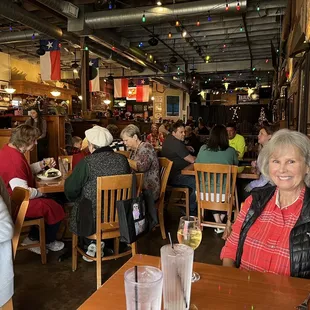 Tolberts for lunch wid the old lady : )