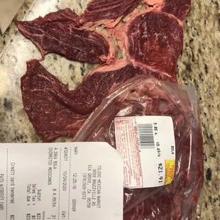 Here&apos;s the proof of it from Toledo&apos;s, this steak has lots of fat and doesn&apos;t even look like biste de bola.