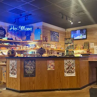 Ho-Mart.  Shop while you eat!