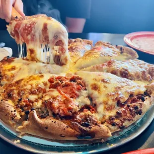 14&quot; Chicago style meat lovers pizza