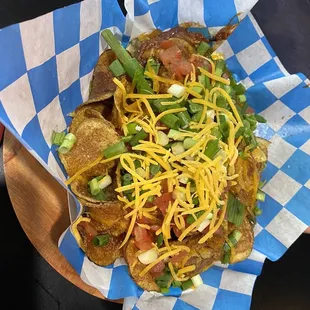 Piggy pub chips
