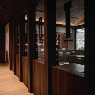a view of a bar from the outside
