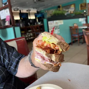 Side view of Mack sandwich