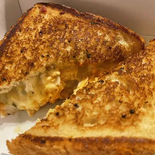 Buffalo Chicken Grilled Cheese