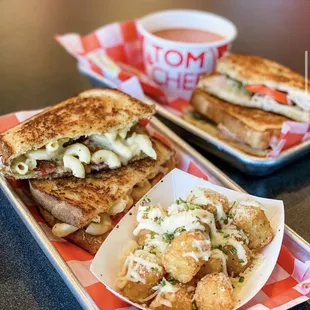 Tom & Chee