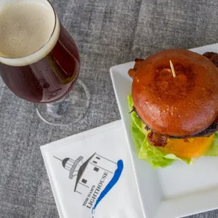 Tom Ham&apos;s Burger with Local Brew