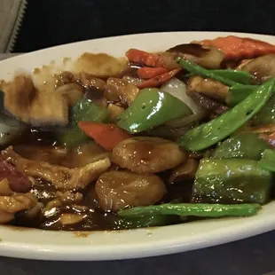 Not sure what but he liked it - I think Buddah's Delight, very few vegetarian options. Good serving sizes