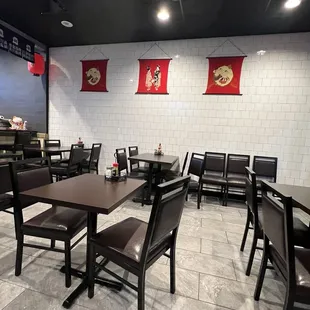 sushi and sashimi, interior