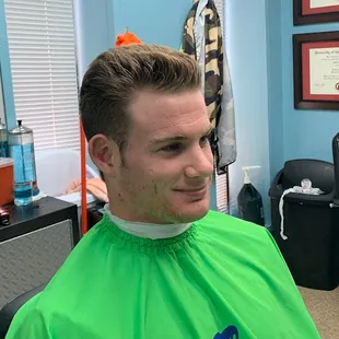 Tom Sanchez Gentlemen&apos;s Cut 361-633-9355