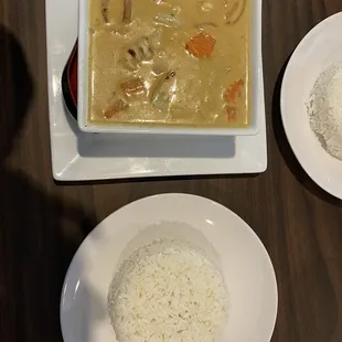 Yellow curry chicken