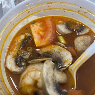 Tom yum soup