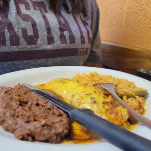 Kids enchilada plate