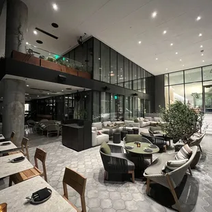 View of the patio / entrance