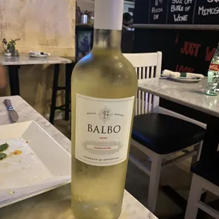 This was a surprise, I ask our amazing waitress Diana to surprise me with her choice of white wine, and this was really good