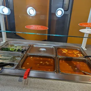 Meatballs, veggies and ravioli