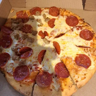 Gluten-free cauliflower crust