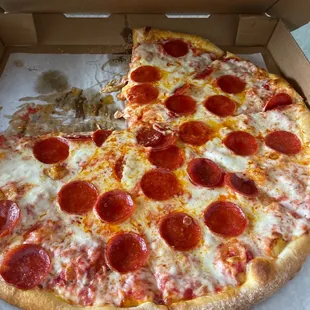 Pizza was delivered on time.. happy with service.