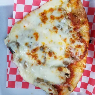 single slice pepperoni and mushroom