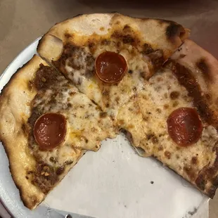 Pepperoni pizza, personal sized