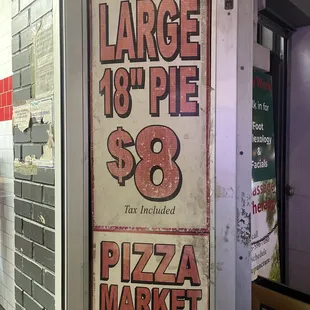 This is in nyc.  Only if tomatoes a pizza really knew the correct price for a pizza