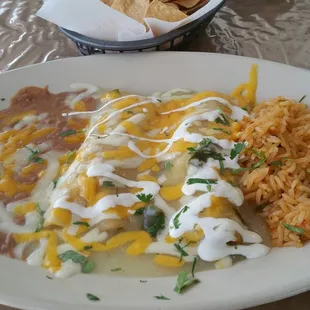 Good food at a reasonable price.  I prefer to stop for lunch specials.