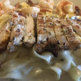 Chicken and shrimp Alfredo