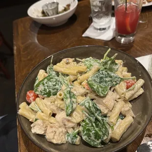 Ziti and cream sauce