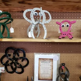 Handmade decor from horseshoes