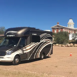 Walking distance from the courthouse!