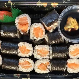 3 roll special. Got all salmon