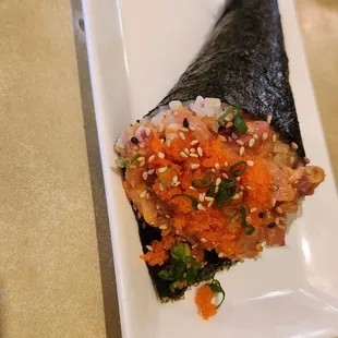 Spicy Yellowtail handroll
