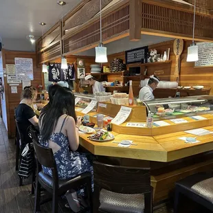 sushi and sashimi, interior